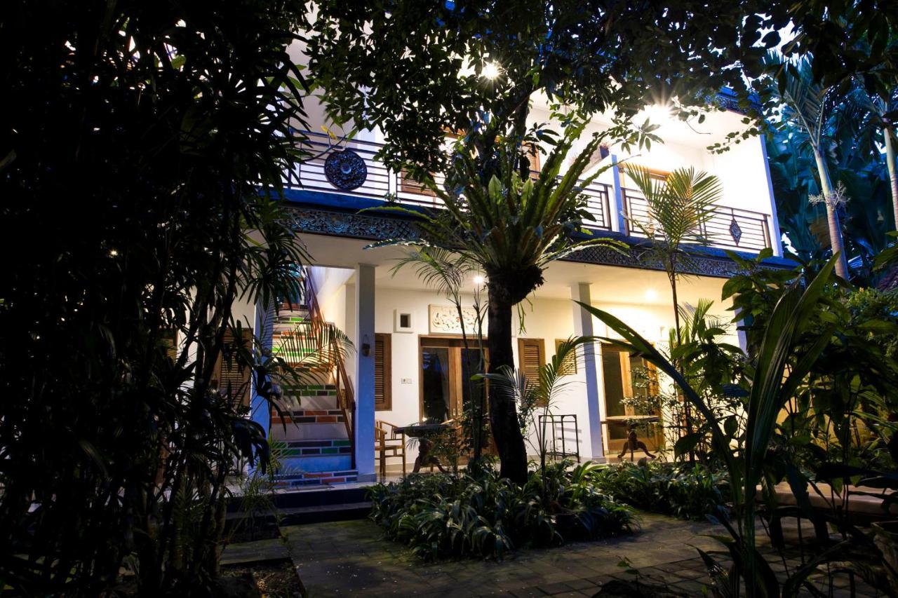 Batik Sekar Bali Guest House Убуд Екстер'єр фото