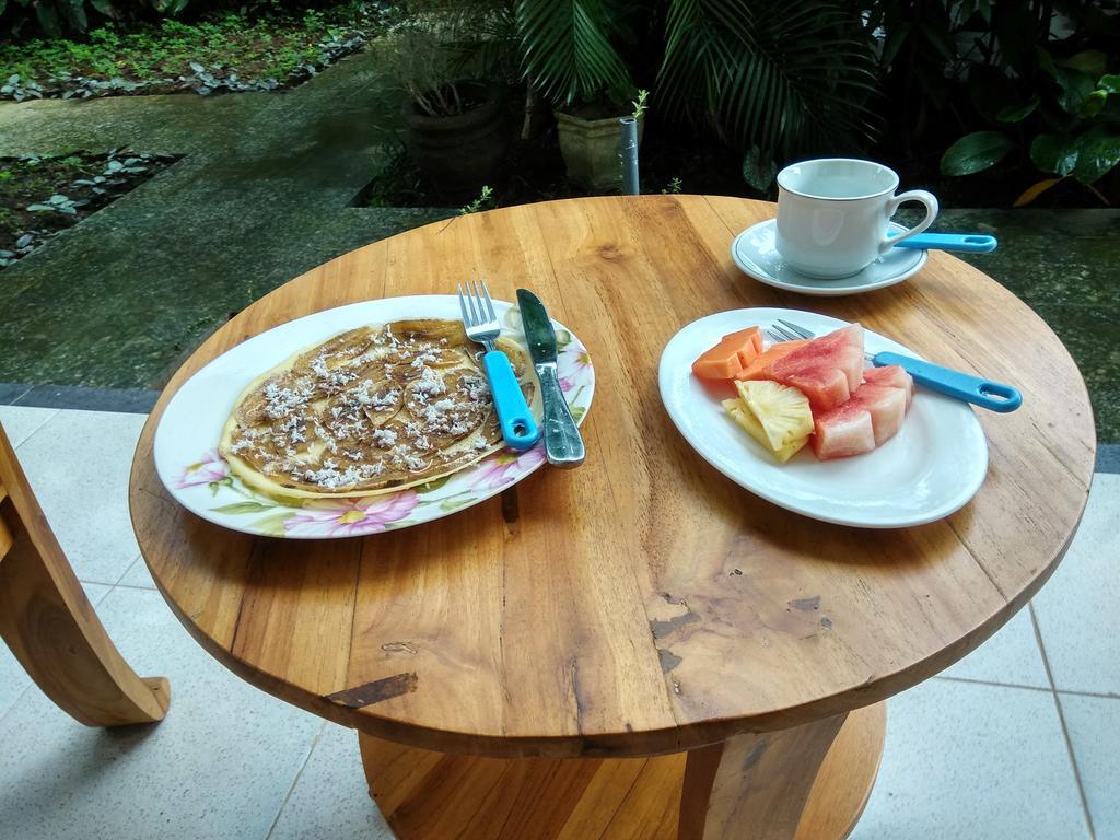 Batik Sekar Bali Guest House Убуд Екстер'єр фото